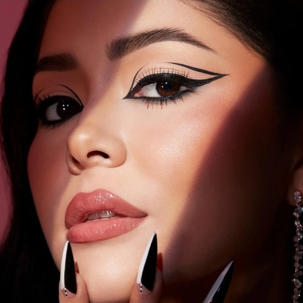 MORPHE Make It Big Brush-Tip Liquid Liner in 